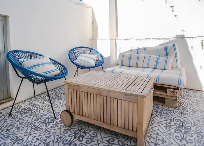 Summer Breeze Apartment, In The Historic Centre Of Lagos