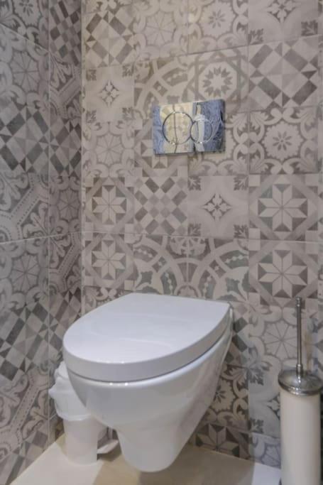 Summer Breeze Apartment, In The Historic Centre Of * Lagos