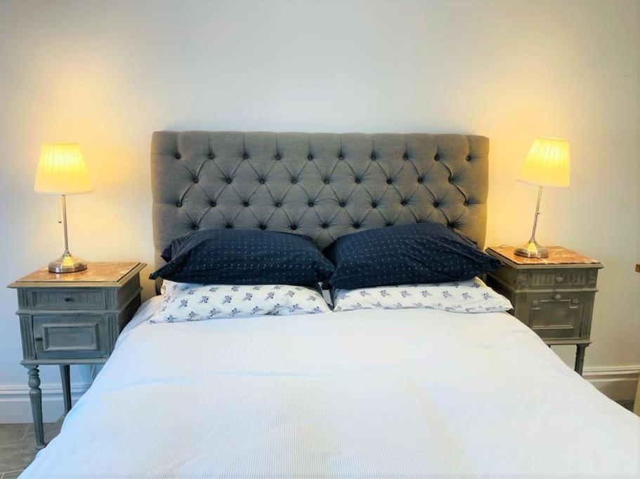 Summer Breeze Apartment, In The Historic Centre Of * Lagos