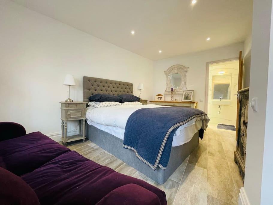 Apartment Summer Breeze Apartment, In The Historic Centre Of *